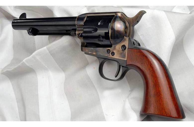 .44 HEGE-Uberti Revolver aus b. Revolver geschl. Rahmen bei