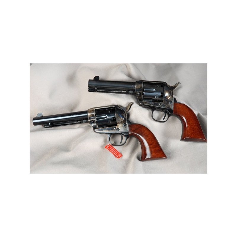 .44 HEGE-Uberti Revolver (4 3/4") aus b. Revolver geschl.