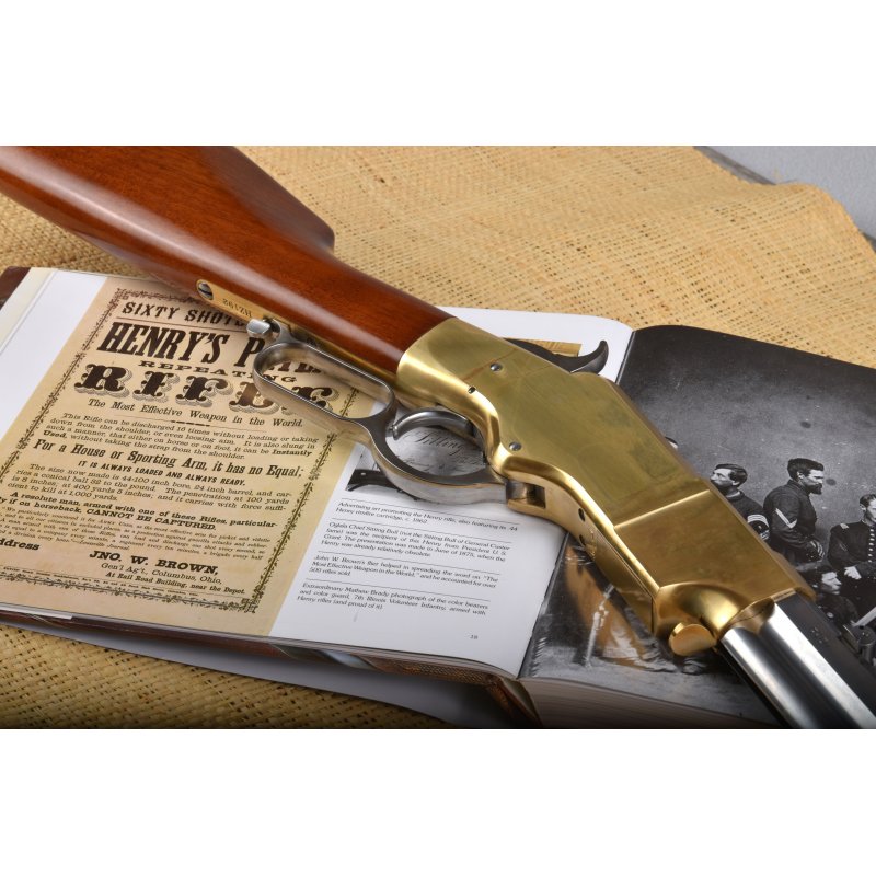 HEGE Uberti 1860 Henry Sonderserie mit Messingsystem und Lauf