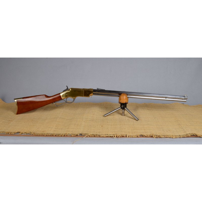 350.042 HEGE Uberti 1860 Henry Sonderserie mit Messingsystem