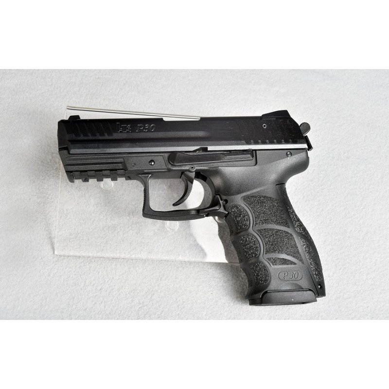 Heckler & Koch P30 Schreckschuss Pistole 9mm P.A.K. schwarz aus