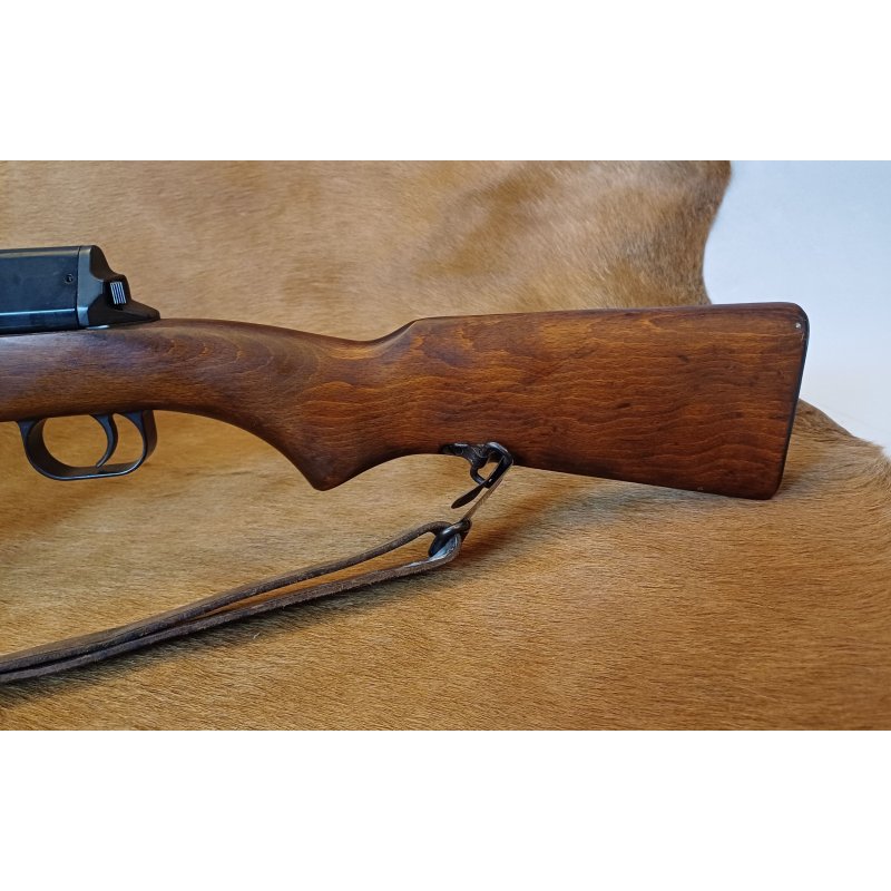 Halbautomatische Büchse Carl Gustafs Ljungman M/42 aus