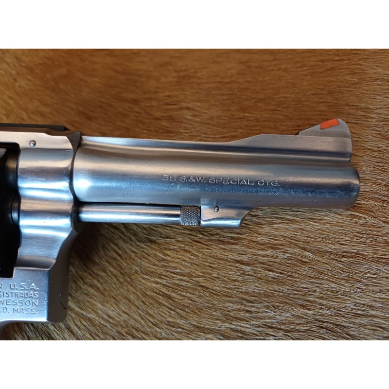 Smith & Wesson Revolver Mod. 67-1 Kal..38Spec aus