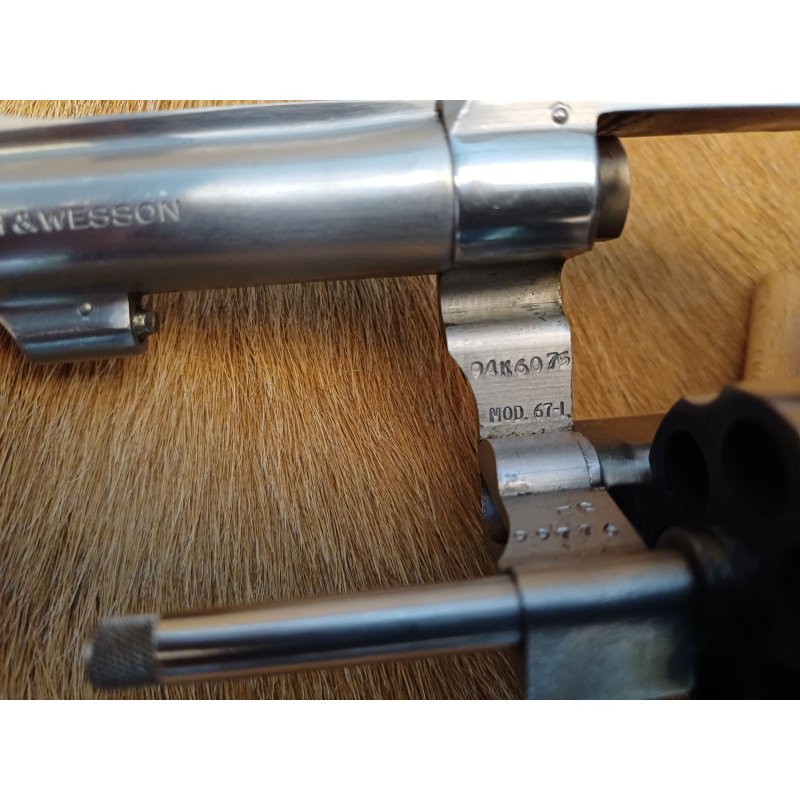 Smith & Wesson Revolver Mod. 67-1 Kal..38Spec aus