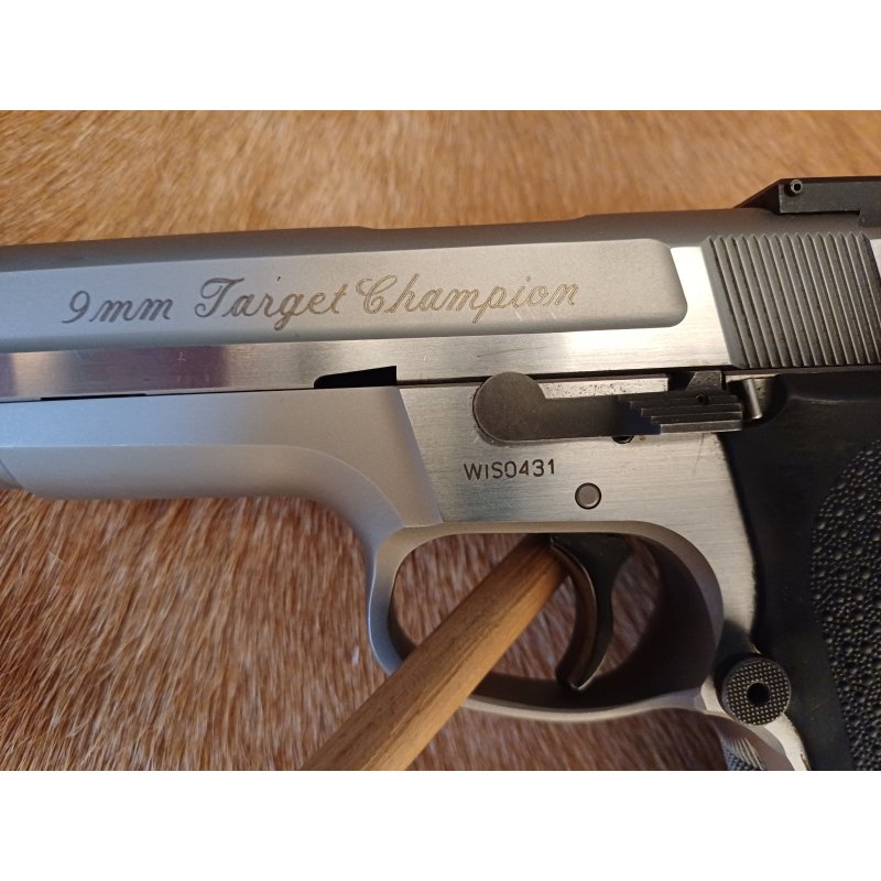 Smith & Wesson Target Champion Performance Center Kal. 9mmLuger